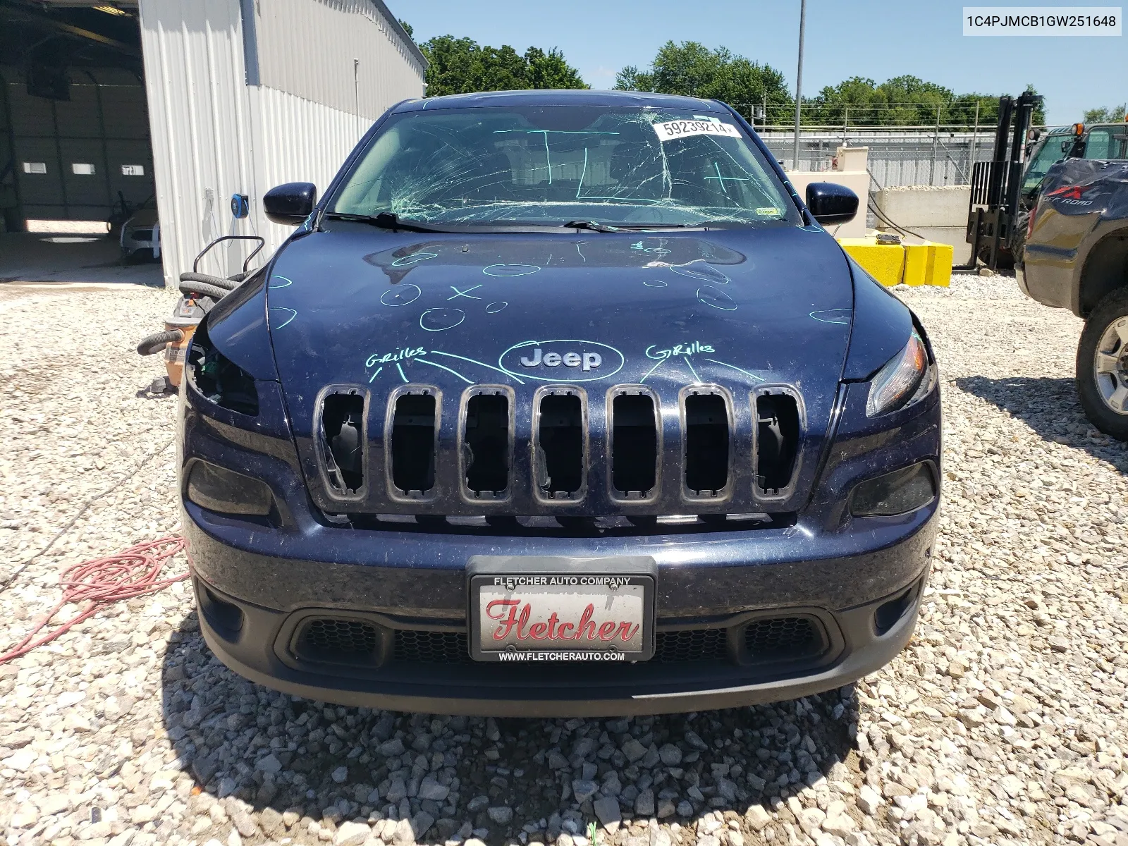 2016 Jeep Cherokee Latitude VIN: 1C4PJMCB1GW251648 Lot: 59239214