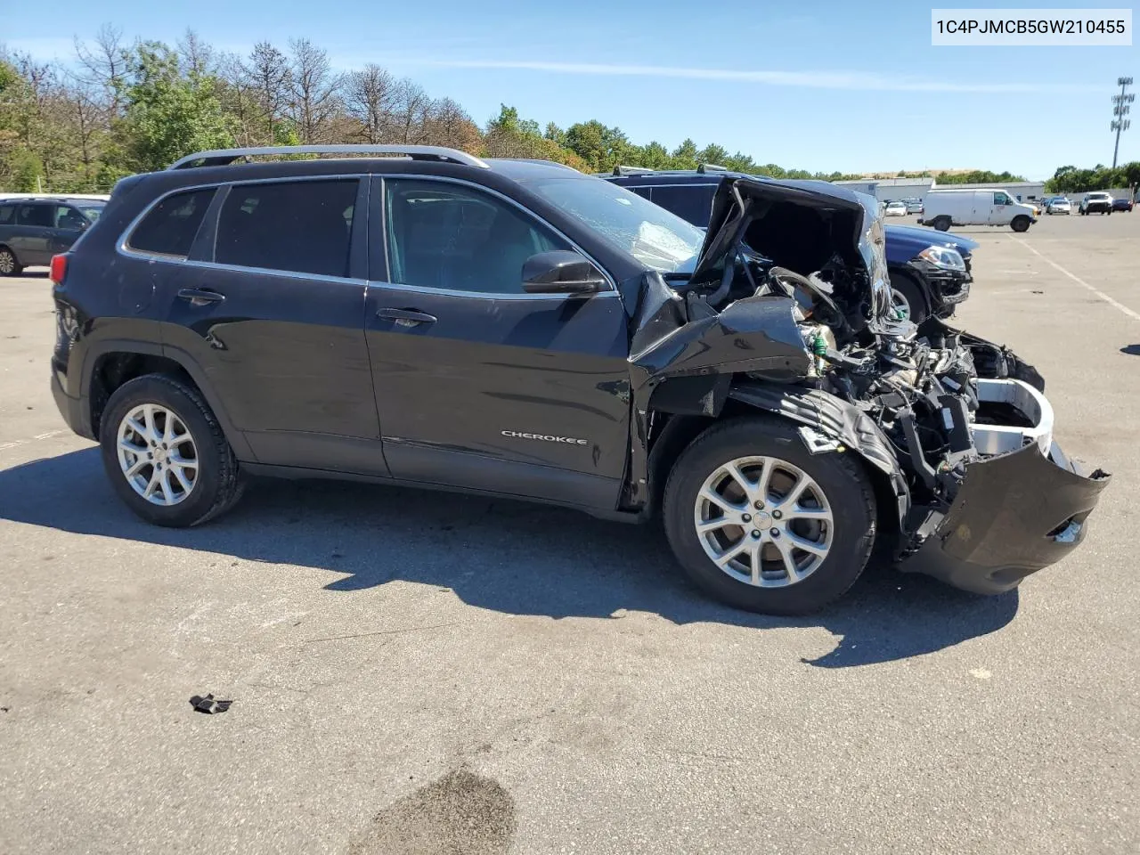 1C4PJMCB5GW210455 2016 Jeep Cherokee Latitude