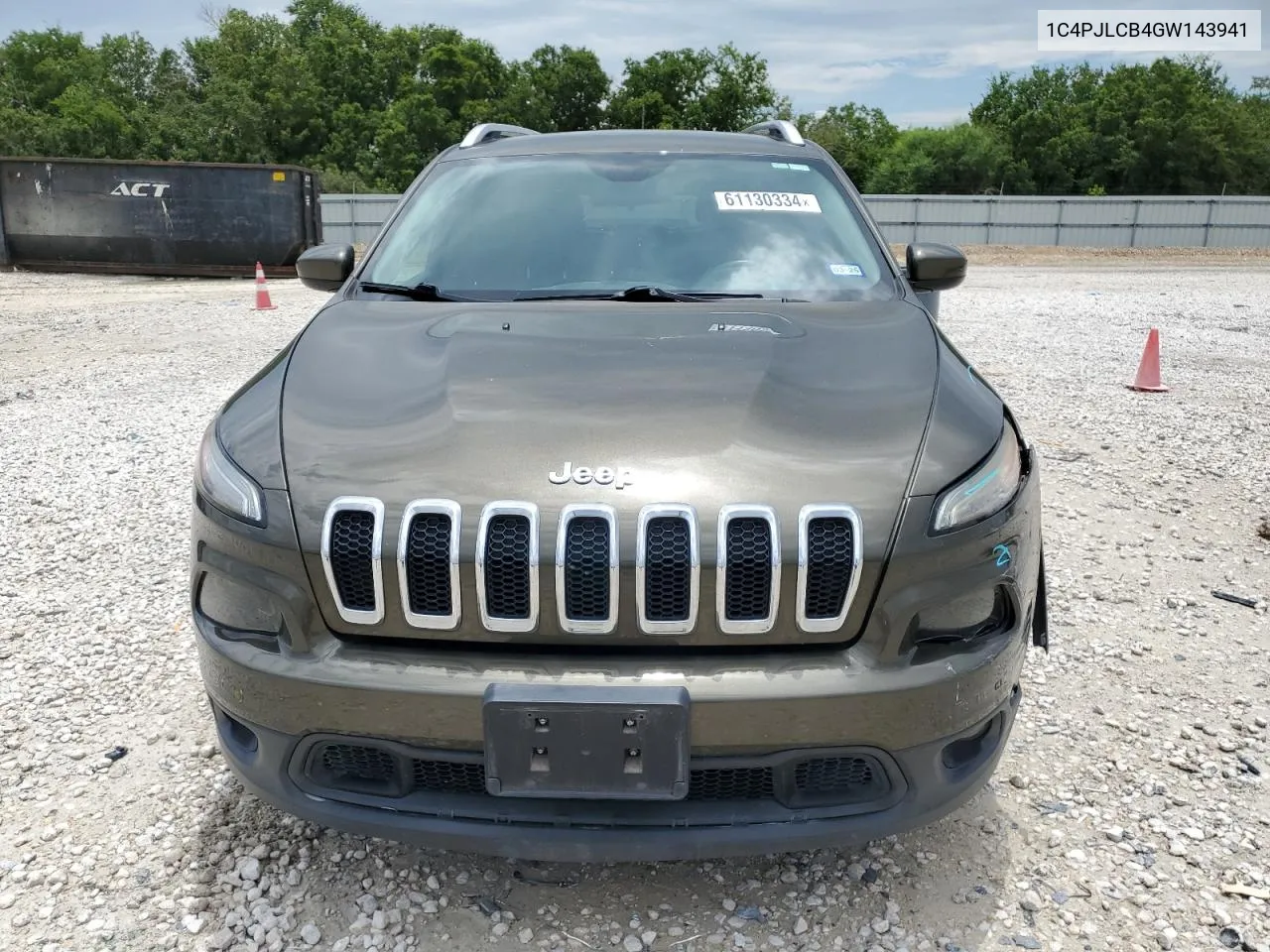 2016 Jeep Cherokee Latitude VIN: 1C4PJLCB4GW143941 Lot: 61130334