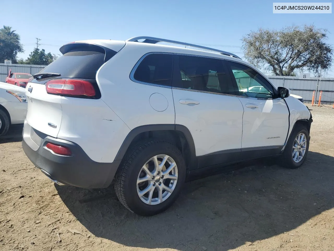 2016 Jeep Cherokee Latitude VIN: 1C4PJMCS2GW244210 Lot: 61254374