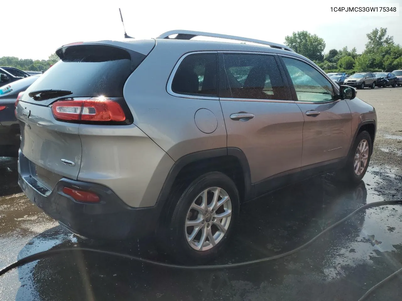 2016 Jeep Cherokee Latitude VIN: 1C4PJMCS3GW175348 Lot: 63049004