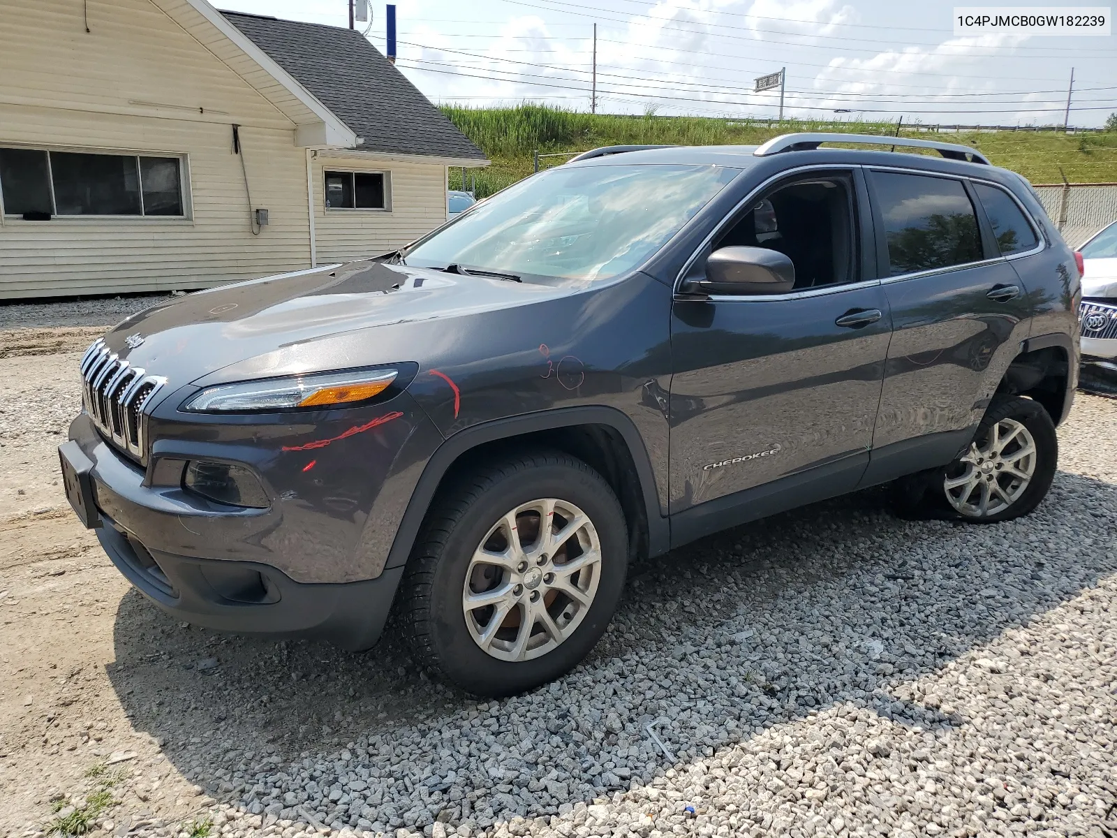 2016 Jeep Cherokee Latitude VIN: 1C4PJMCB0GW182239 Lot: 64288854