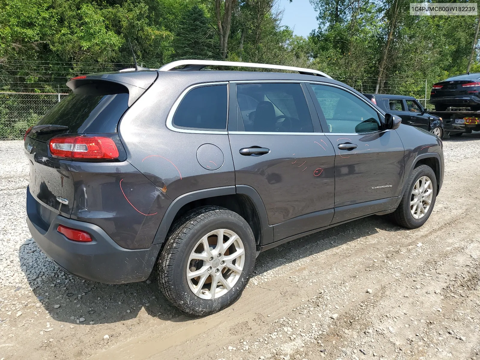 2016 Jeep Cherokee Latitude VIN: 1C4PJMCB0GW182239 Lot: 64288854