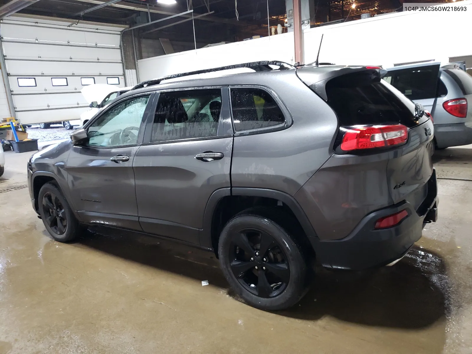 2016 Jeep Cherokee Latitude VIN: 1C4PJMCS6GW218693 Lot: 65116954