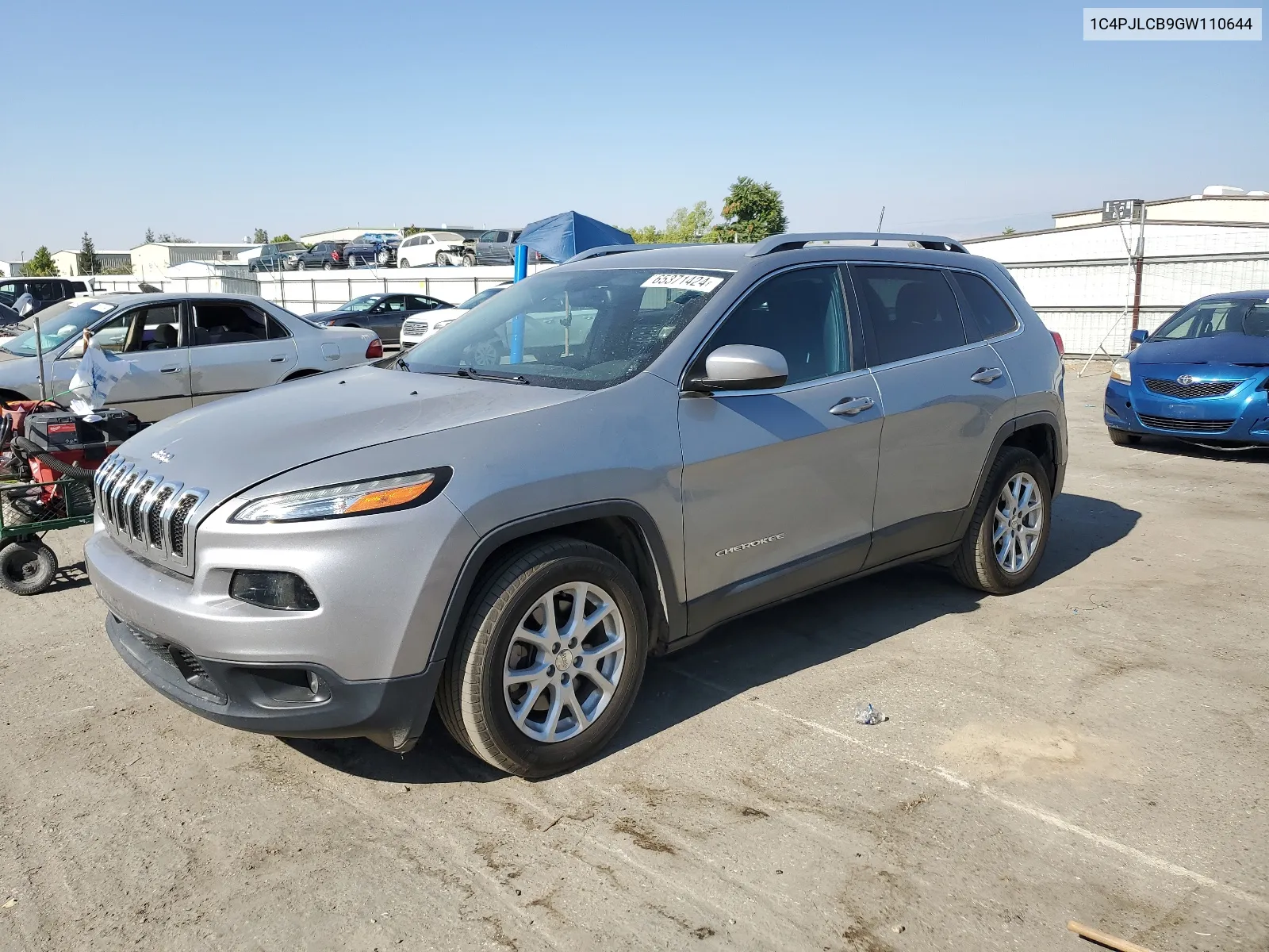 2016 Jeep Cherokee Latitude VIN: 1C4PJLCB9GW110644 Lot: 65371424