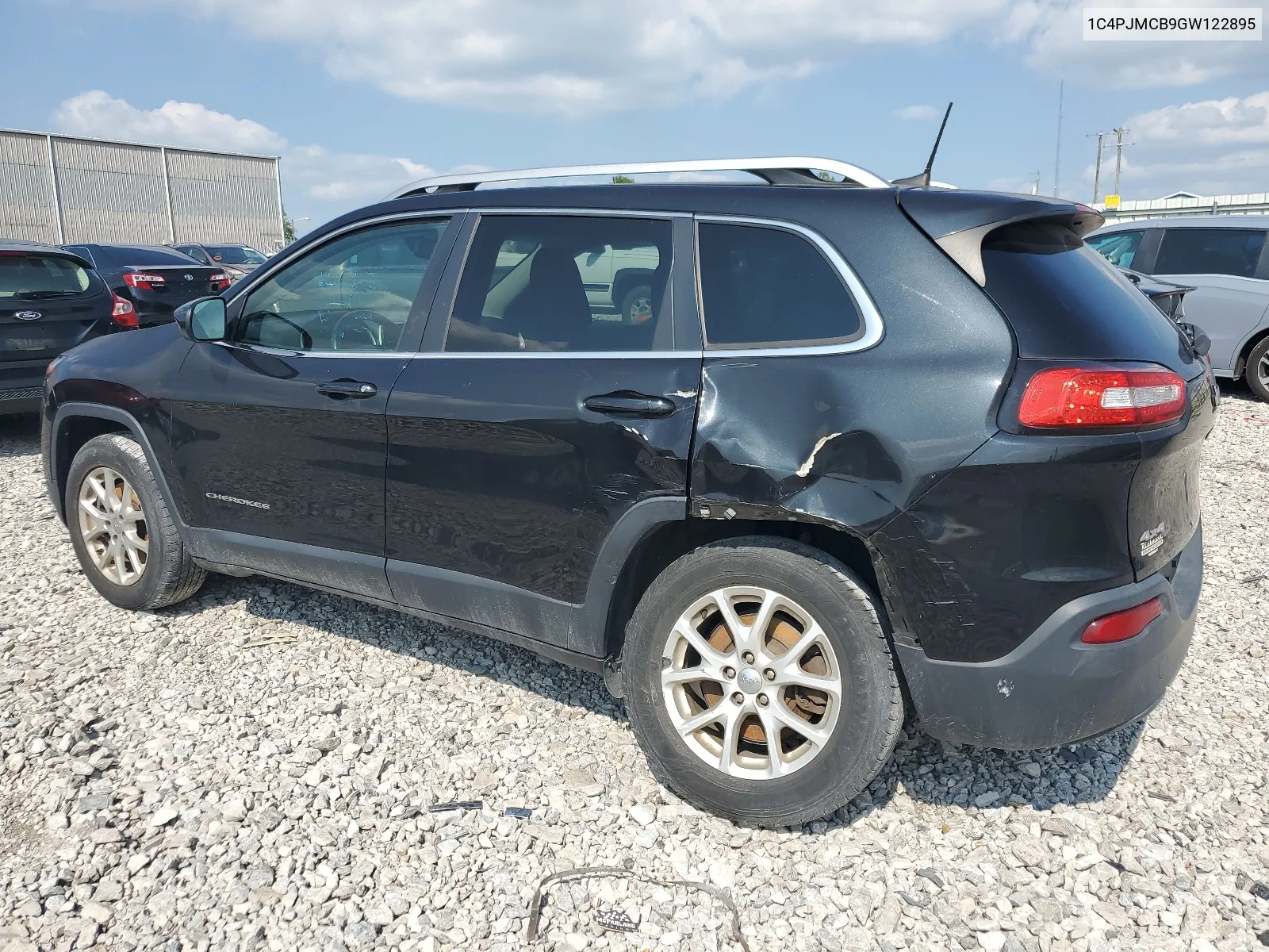 2016 Jeep Cherokee Latitude VIN: 1C4PJMCB9GW122895 Lot: 65437874