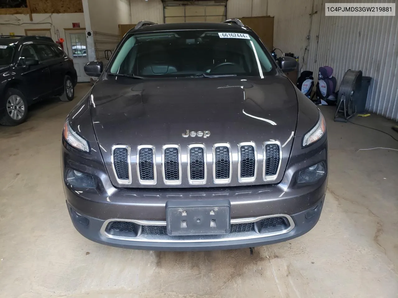 2016 Jeep Cherokee Limited VIN: 1C4PJMDS3GW219881 Lot: 66162444