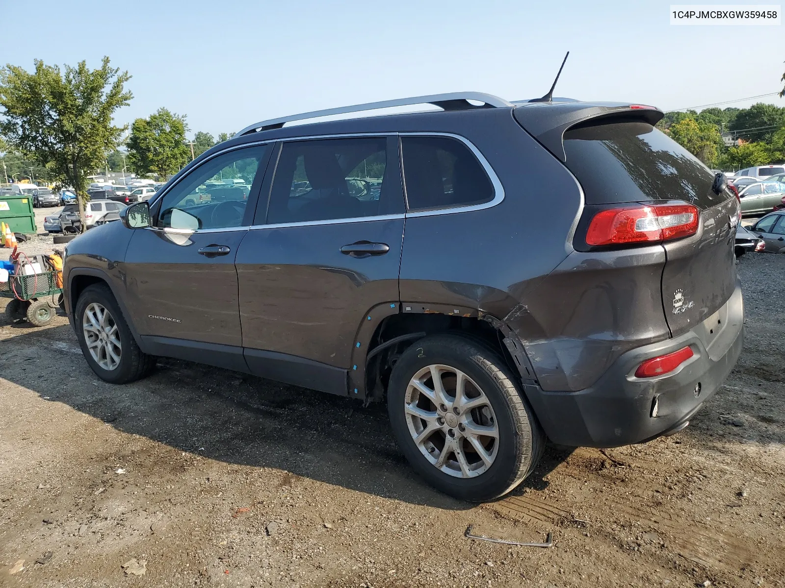 2016 Jeep Cherokee Latitude VIN: 1C4PJMCBXGW359458 Lot: 66404734