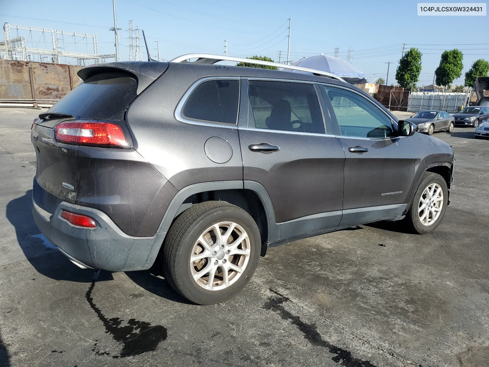 1C4PJLCSXGW324431 2016 Jeep Cherokee Latitude