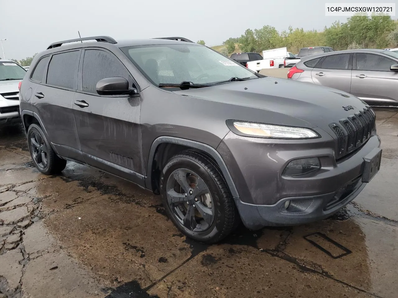 1C4PJMCSXGW120721 2016 Jeep Cherokee Latitude