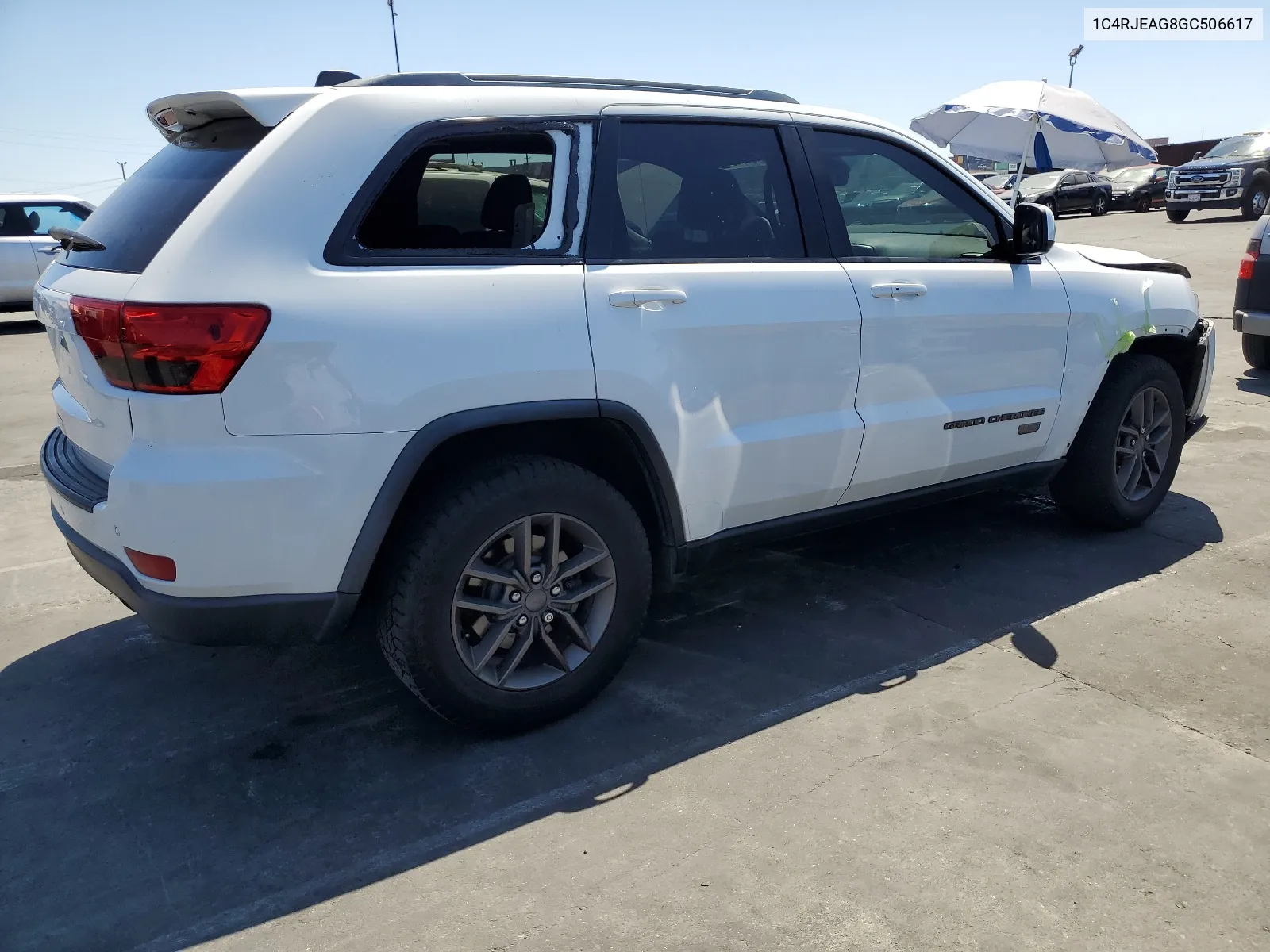 1C4RJEAG8GC506617 2016 Jeep Grand Cherokee Laredo