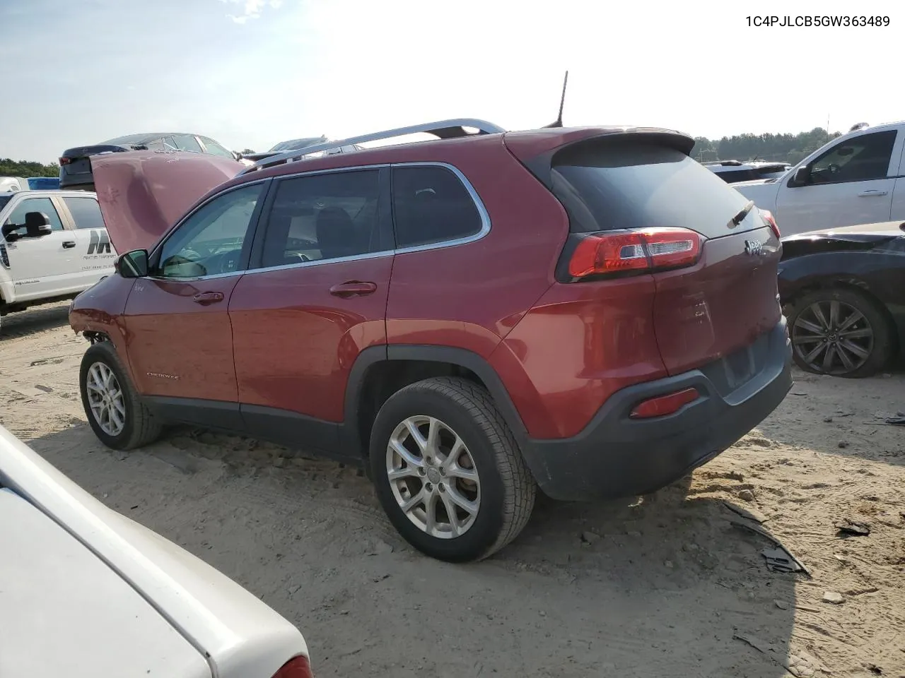 1C4PJLCB5GW363489 2016 Jeep Cherokee Latitude