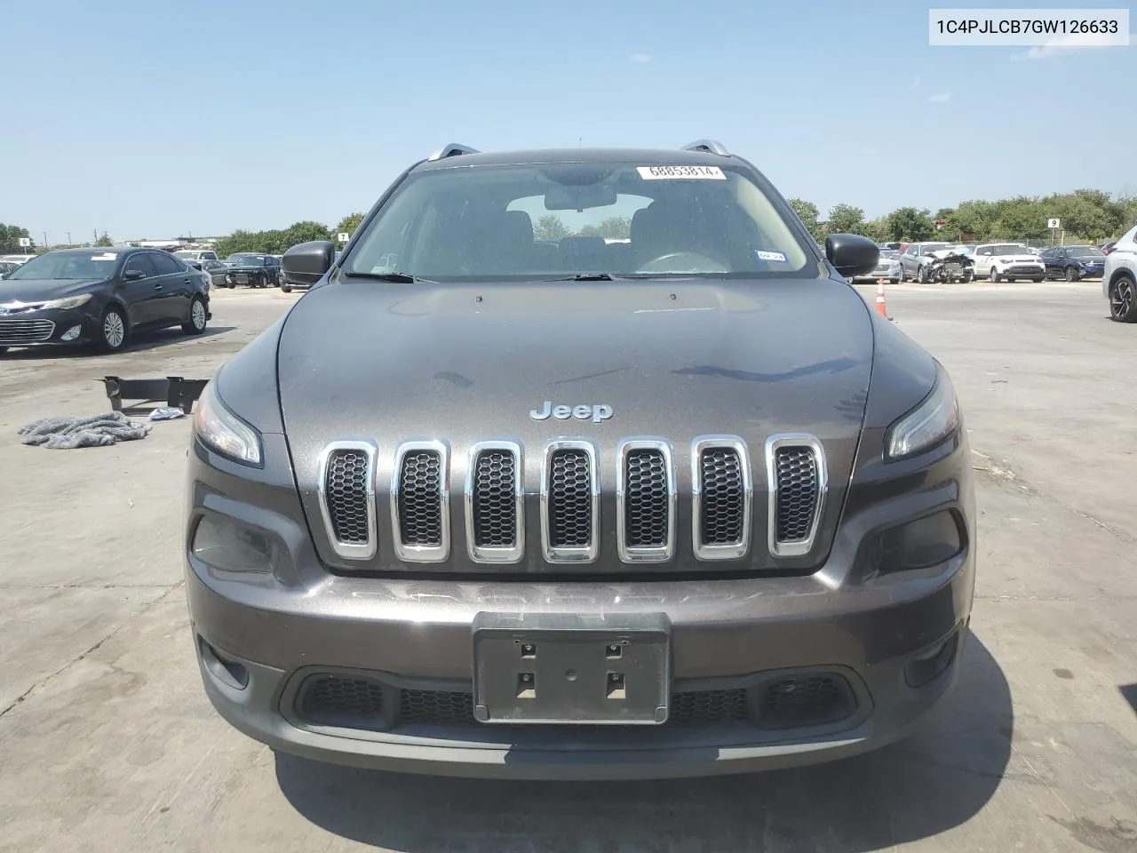 2016 Jeep Cherokee Latitude VIN: 1C4PJLCB7GW126633 Lot: 68853814