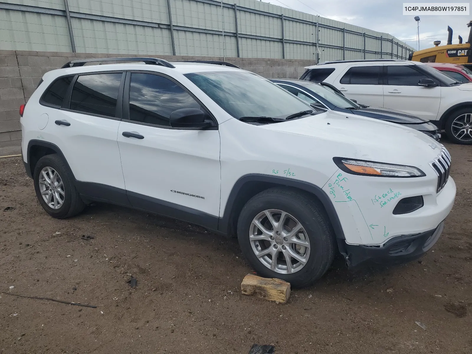 2016 Jeep Cherokee Sport VIN: 1C4PJMAB8GW197851 Lot: 68892124