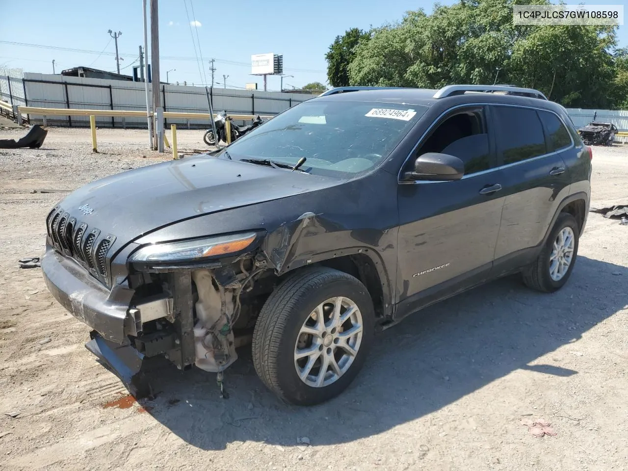 2016 Jeep Cherokee Latitude VIN: 1C4PJLCS7GW108598 Lot: 68924964