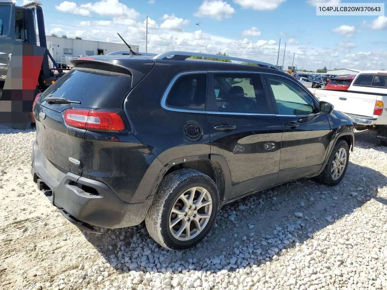 2016 Jeep Cherokee Latitude VIN: 1C4PJLCB2GW370643 Lot: 69011404