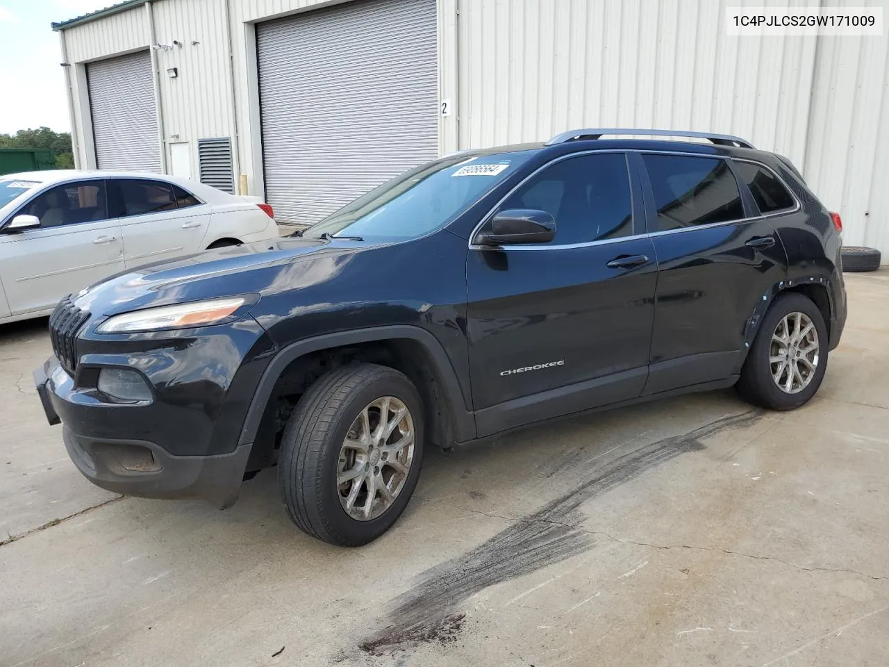 1C4PJLCS2GW171009 2016 Jeep Cherokee Latitude