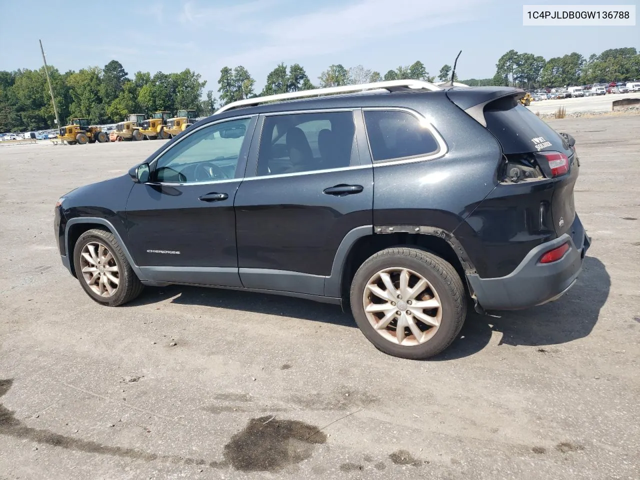 2016 Jeep Cherokee Limited VIN: 1C4PJLDB0GW136788 Lot: 69684644