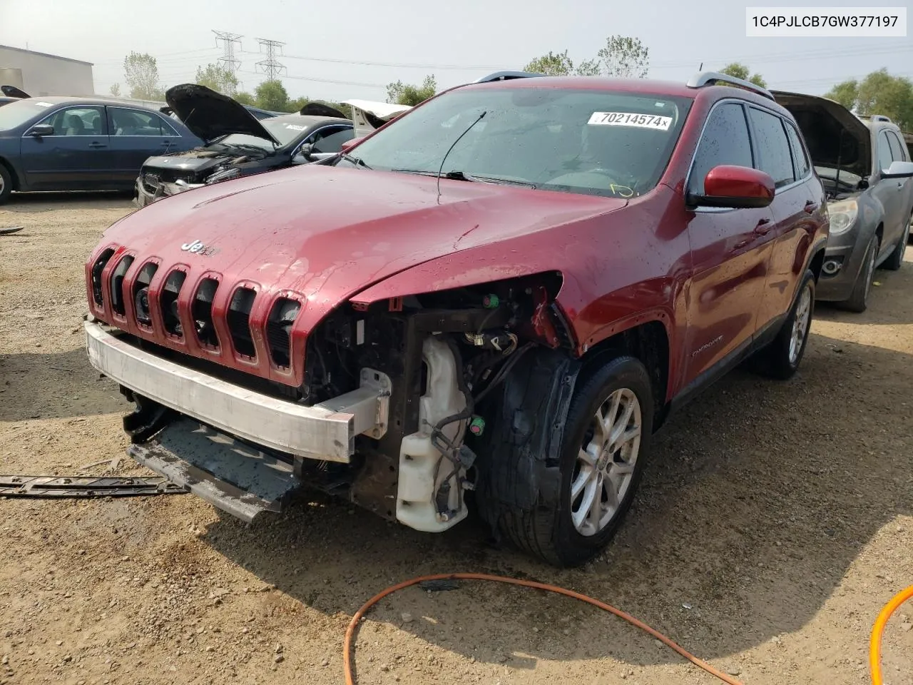 2016 Jeep Cherokee Latitude VIN: 1C4PJLCB7GW377197 Lot: 70214574