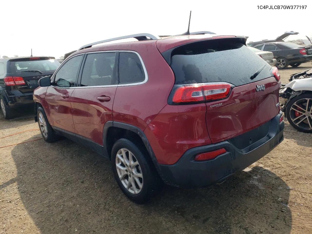 2016 Jeep Cherokee Latitude VIN: 1C4PJLCB7GW377197 Lot: 70214574