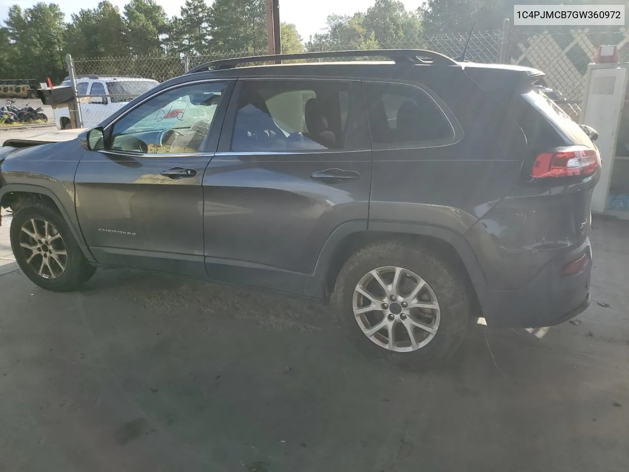 1C4PJMCB7GW360972 2016 Jeep Cherokee Latitude