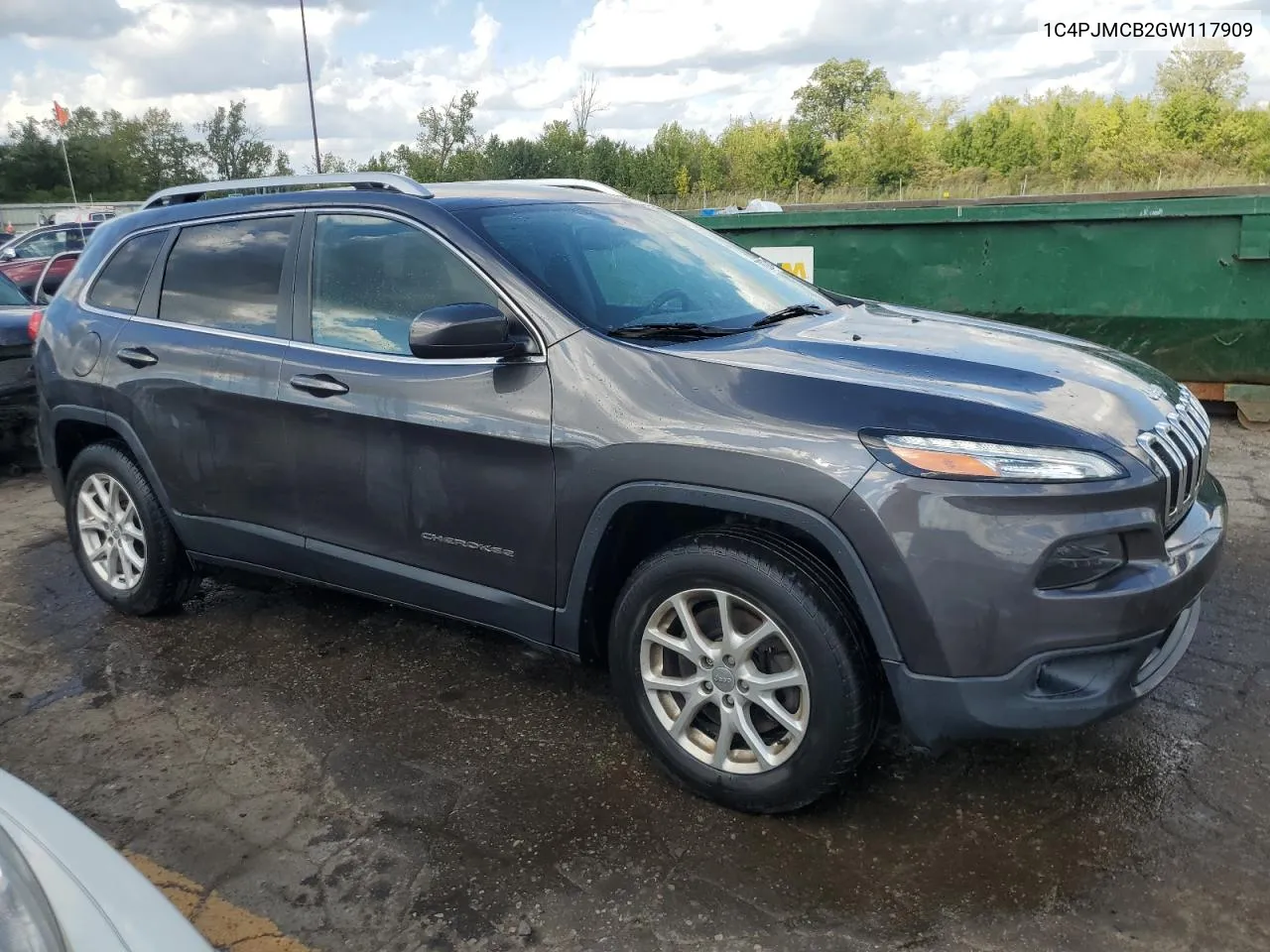 2016 Jeep Cherokee Latitude VIN: 1C4PJMCB2GW117909 Lot: 70270474