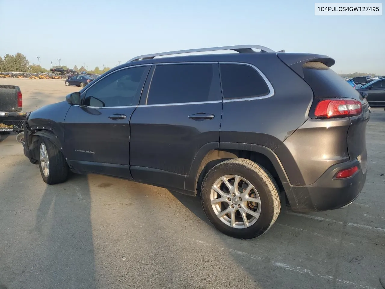 2016 Jeep Cherokee Latitude VIN: 1C4PJLCS4GW127495 Lot: 70608184