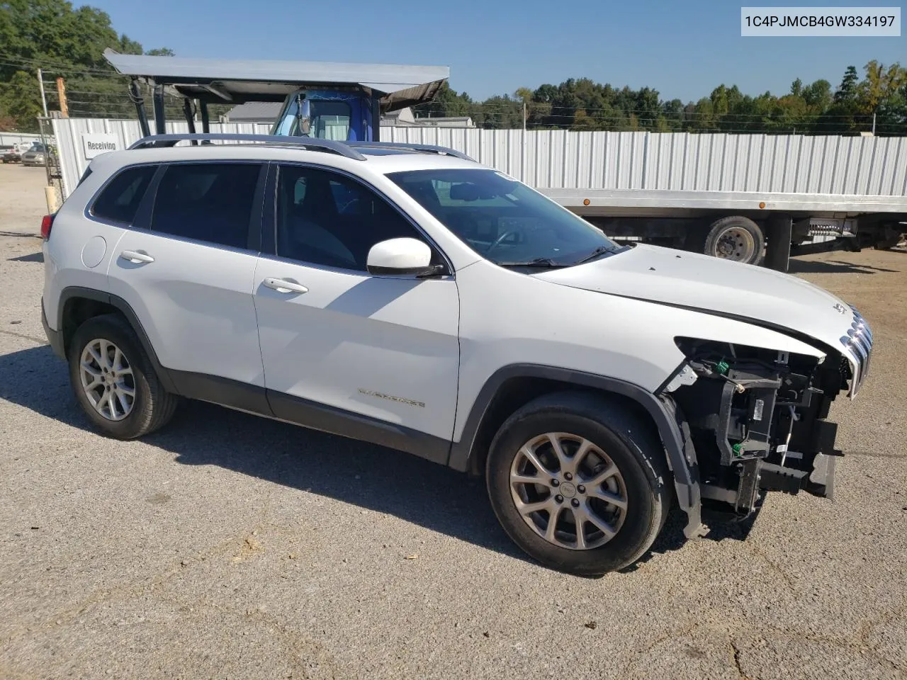 2016 Jeep Cherokee Latitude VIN: 1C4PJMCB4GW334197 Lot: 70960824