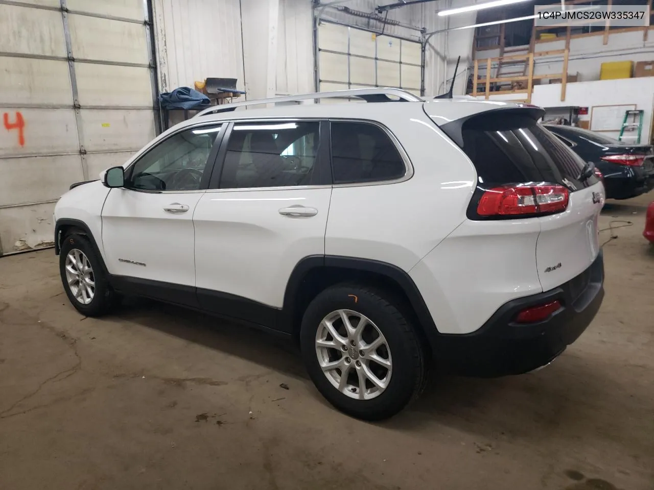 2016 Jeep Cherokee Latitude VIN: 1C4PJMCS2GW335347 Lot: 71354854