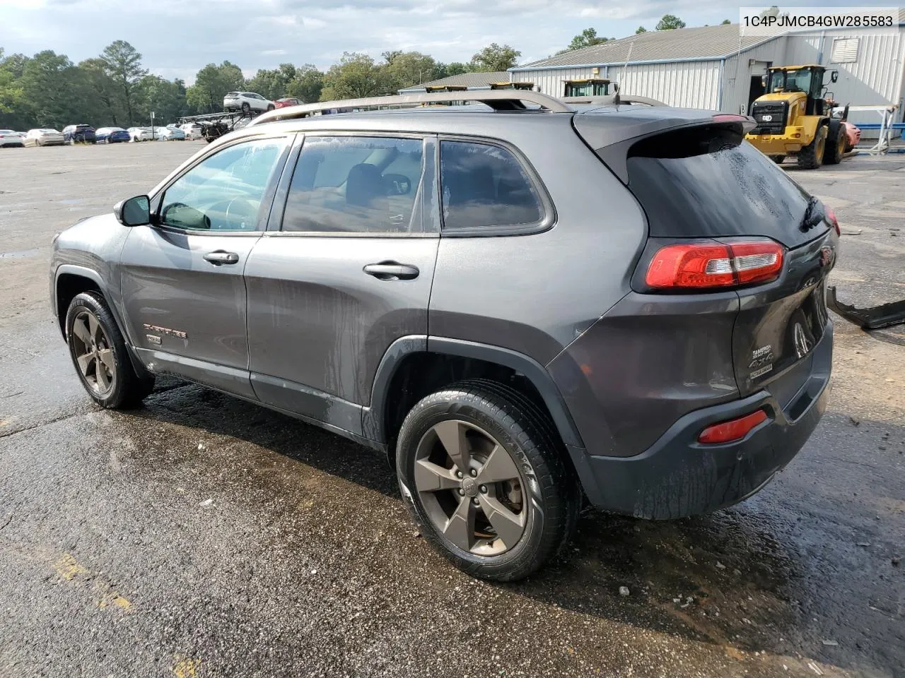 2016 Jeep Cherokee Latitude VIN: 1C4PJMCB4GW285583 Lot: 71430274