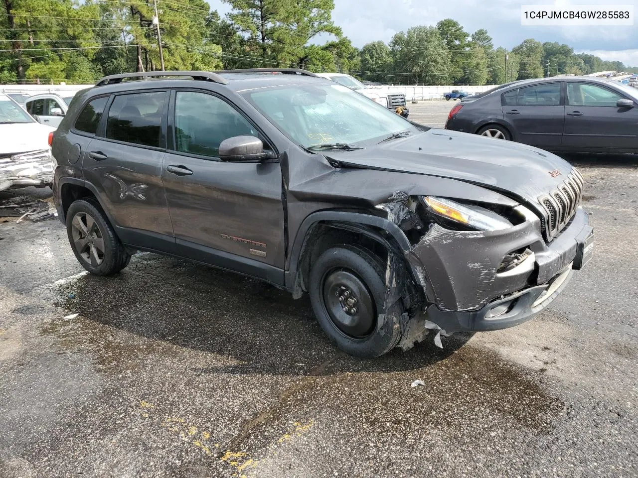 2016 Jeep Cherokee Latitude VIN: 1C4PJMCB4GW285583 Lot: 71430274