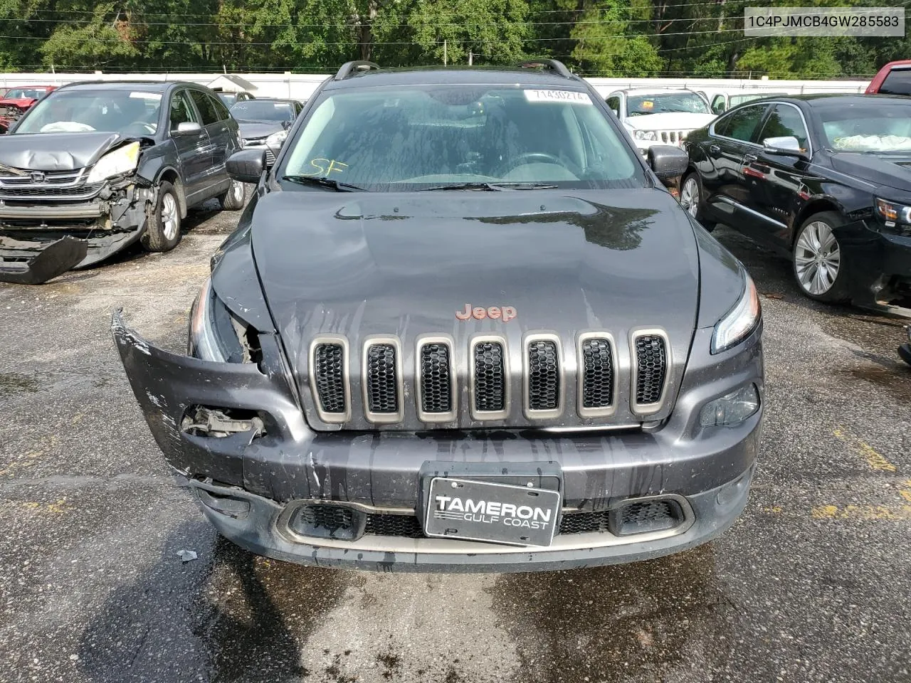 2016 Jeep Cherokee Latitude VIN: 1C4PJMCB4GW285583 Lot: 71430274