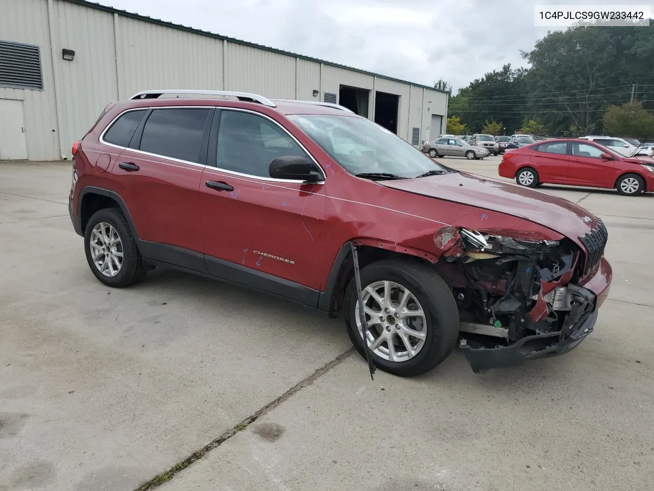 2016 Jeep Cherokee Latitude VIN: 1C4PJLCS9GW233442 Lot: 71575544