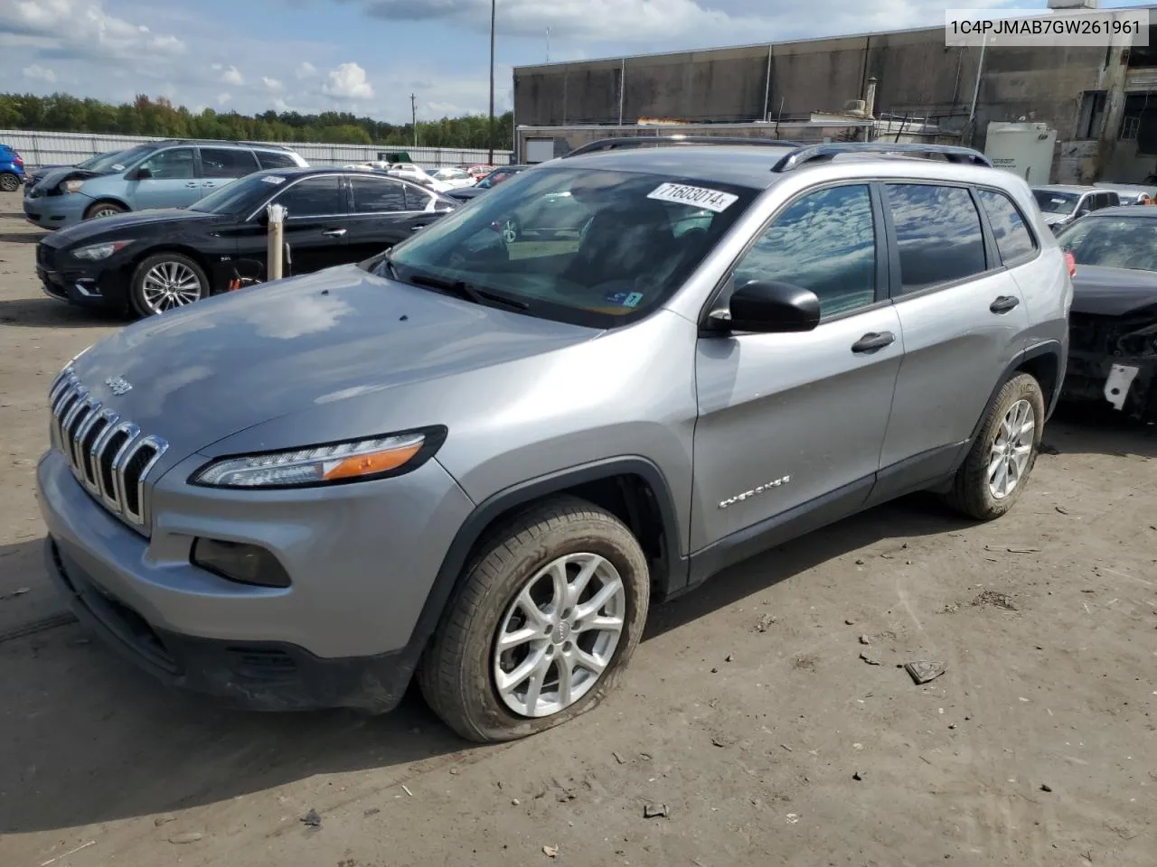 2016 Jeep Cherokee Sport VIN: 1C4PJMAB7GW261961 Lot: 71603014