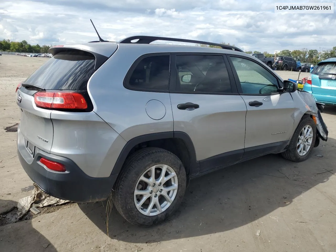 2016 Jeep Cherokee Sport VIN: 1C4PJMAB7GW261961 Lot: 71603014