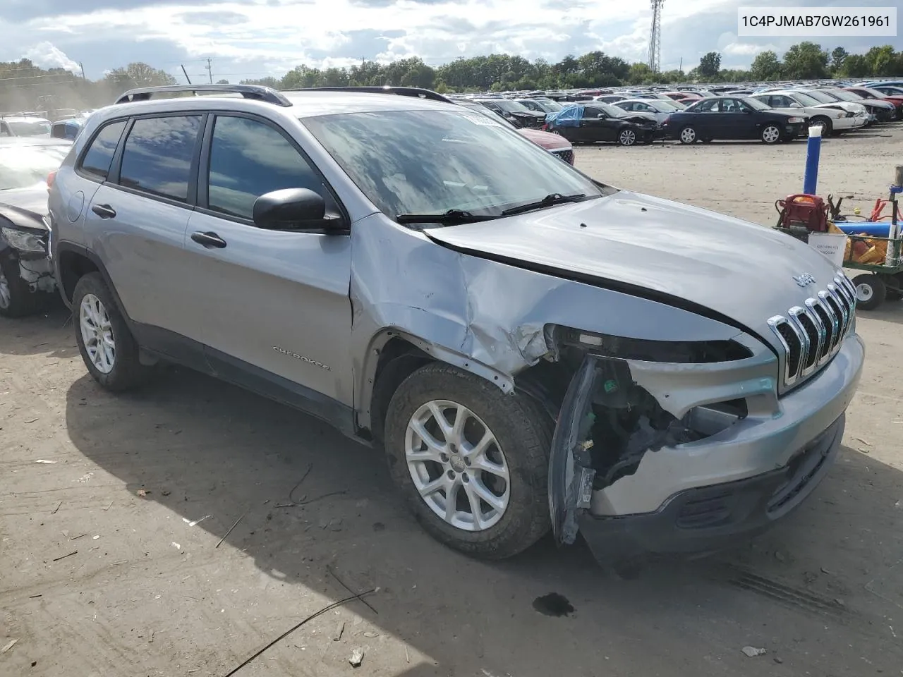 2016 Jeep Cherokee Sport VIN: 1C4PJMAB7GW261961 Lot: 71603014