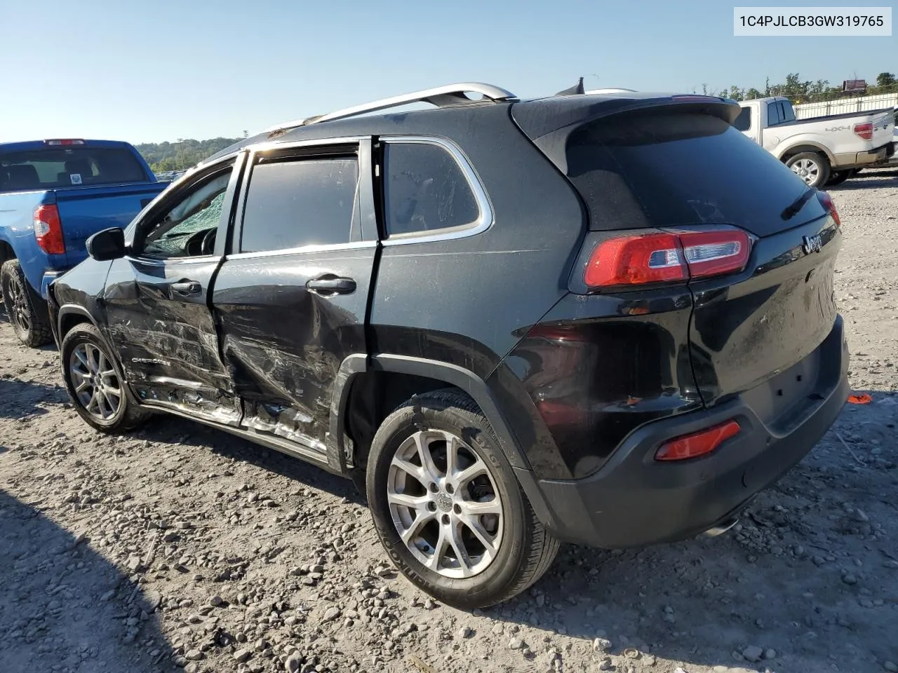 2016 Jeep Cherokee Latitude VIN: 1C4PJLCB3GW319765 Lot: 71626904