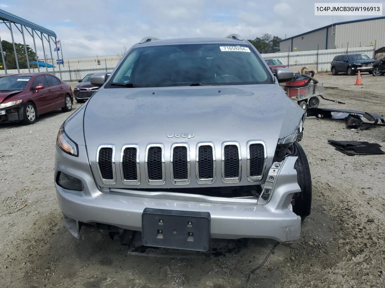 2016 Jeep Cherokee Latitude VIN: 1C4PJMCB3GW196913 Lot: 71659204