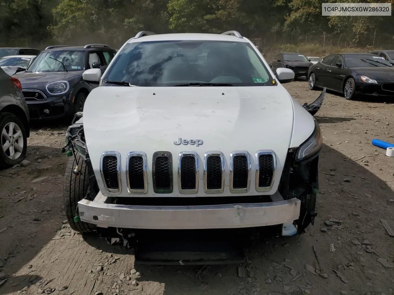 2016 Jeep Cherokee Latitude VIN: 1C4PJMCSXGW286320 Lot: 72598334