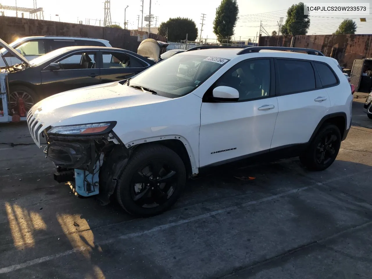 2016 Jeep Cherokee Latitude VIN: 1C4PJLCS2GW233573 Lot: 72623754