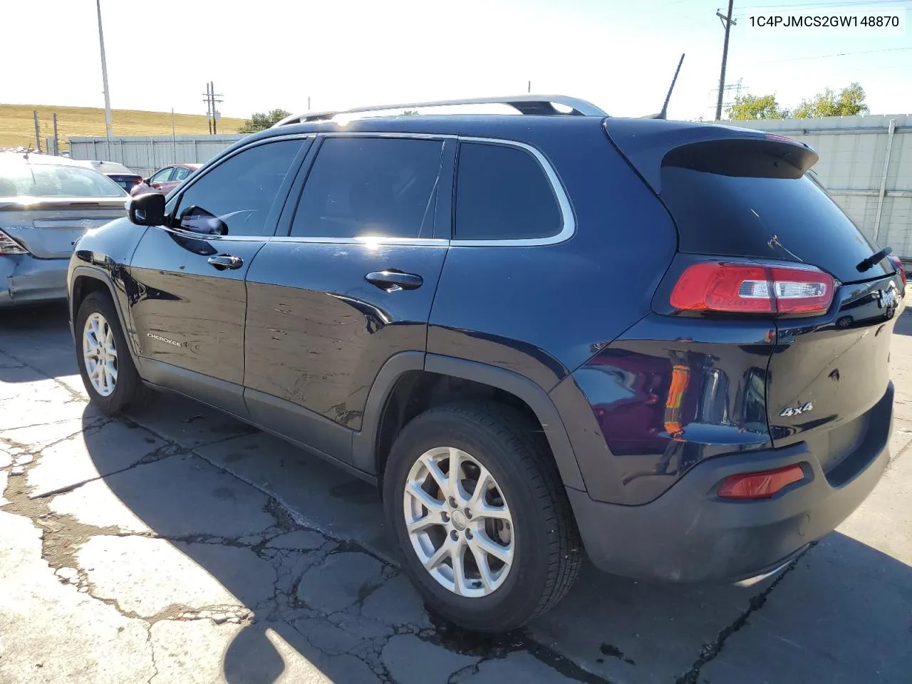 2016 Jeep Cherokee Latitude VIN: 1C4PJMCS2GW148870 Lot: 72992064