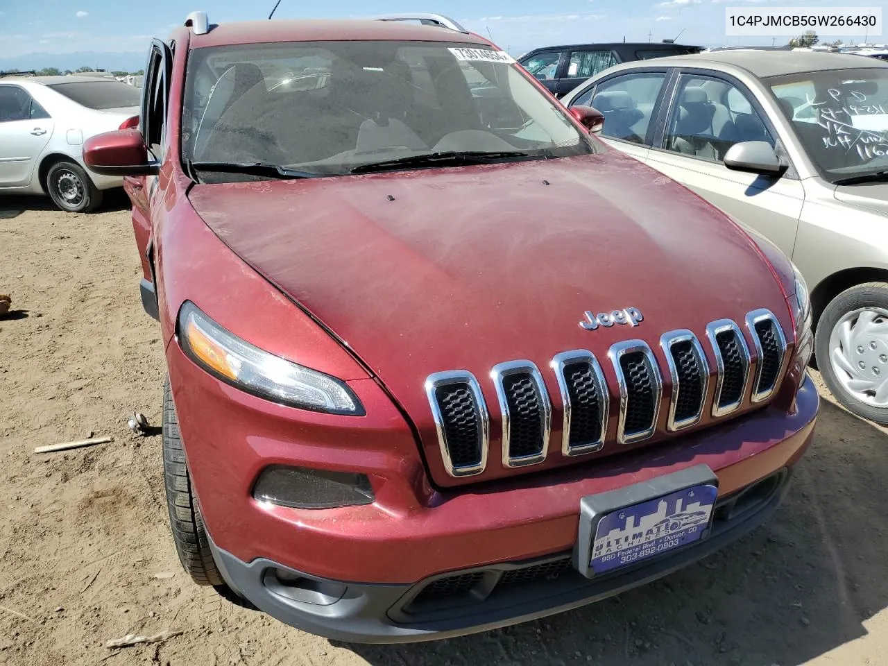 2016 Jeep Cherokee Latitude VIN: 1C4PJMCB5GW266430 Lot: 73014654