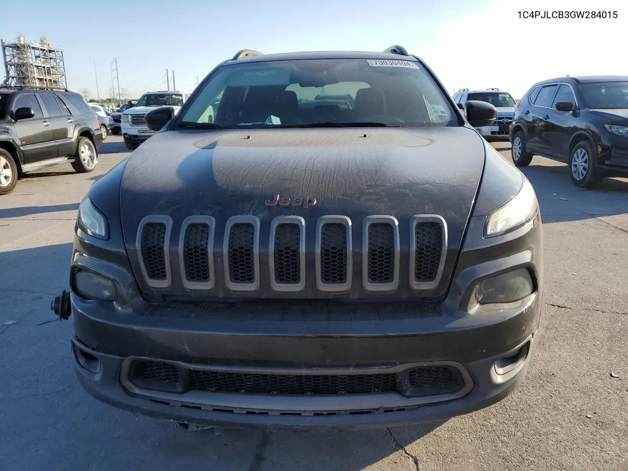 1C4PJLCB3GW284015 2016 Jeep Cherokee Latitude