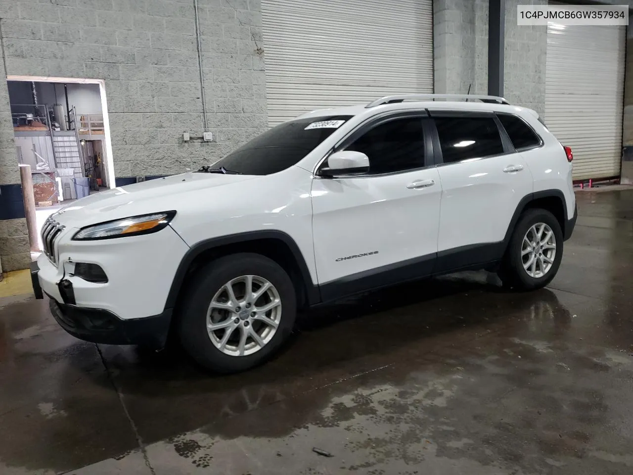 1C4PJMCB6GW357934 2016 Jeep Cherokee Latitude