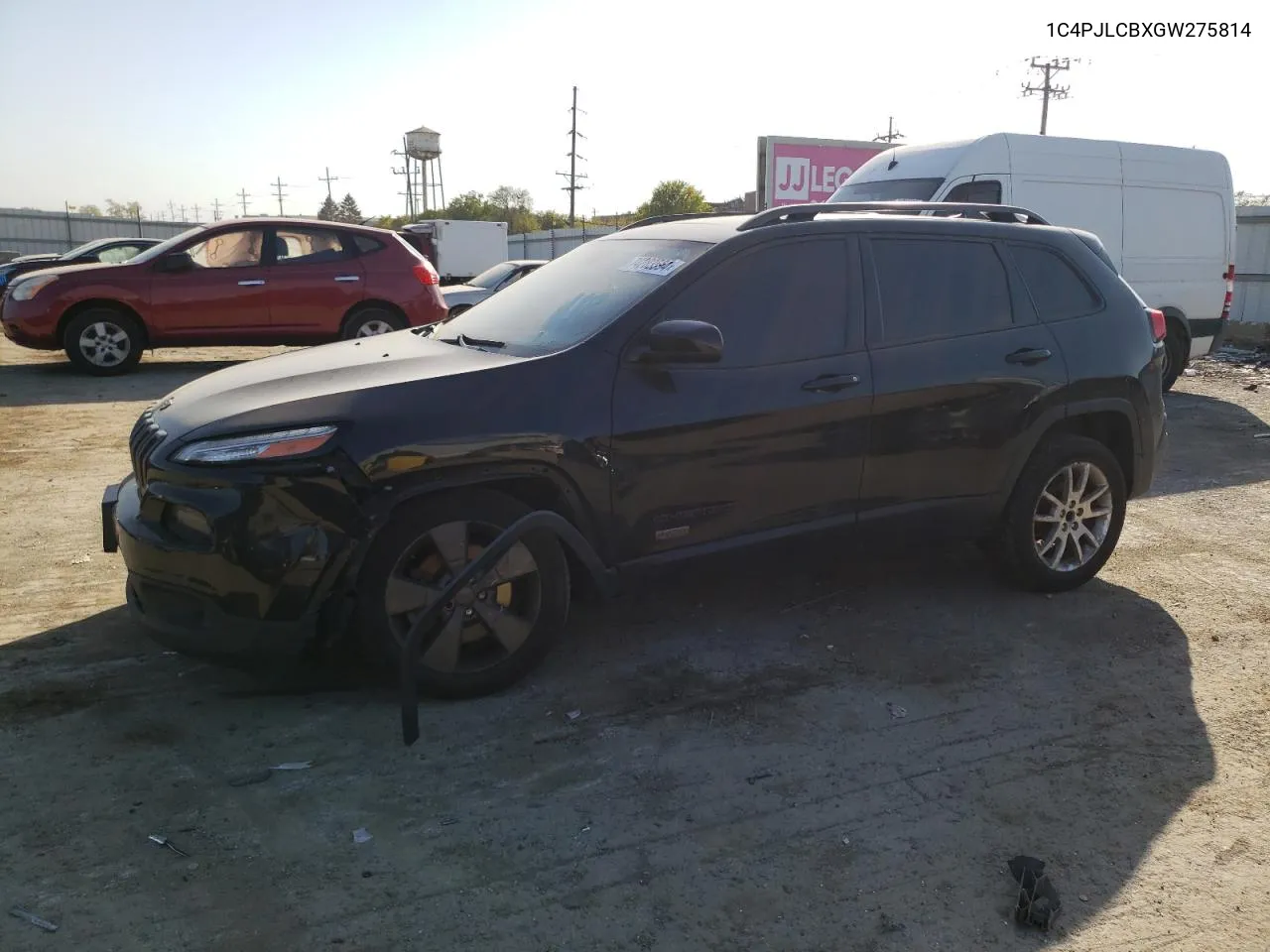 2016 Jeep Cherokee Latitude VIN: 1C4PJLCBXGW275814 Lot: 74283594