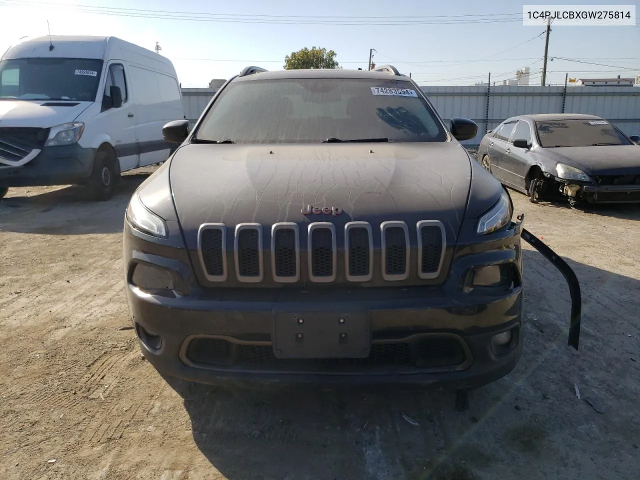 2016 Jeep Cherokee Latitude VIN: 1C4PJLCBXGW275814 Lot: 74283594