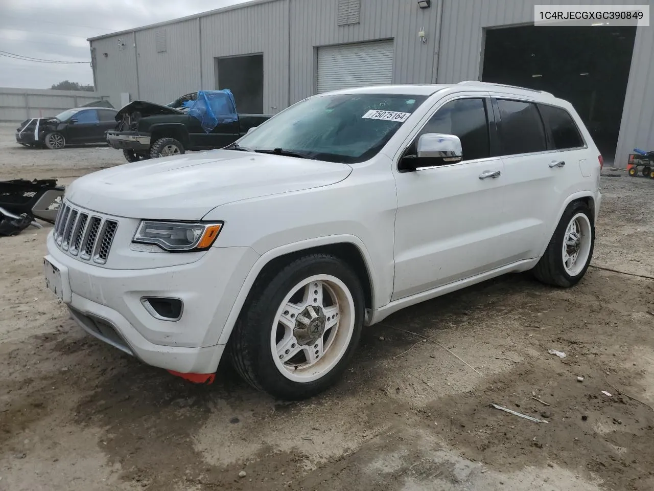 2016 Jeep Grand Cherokee Overland VIN: 1C4RJECGXGC390849 Lot: 75075164