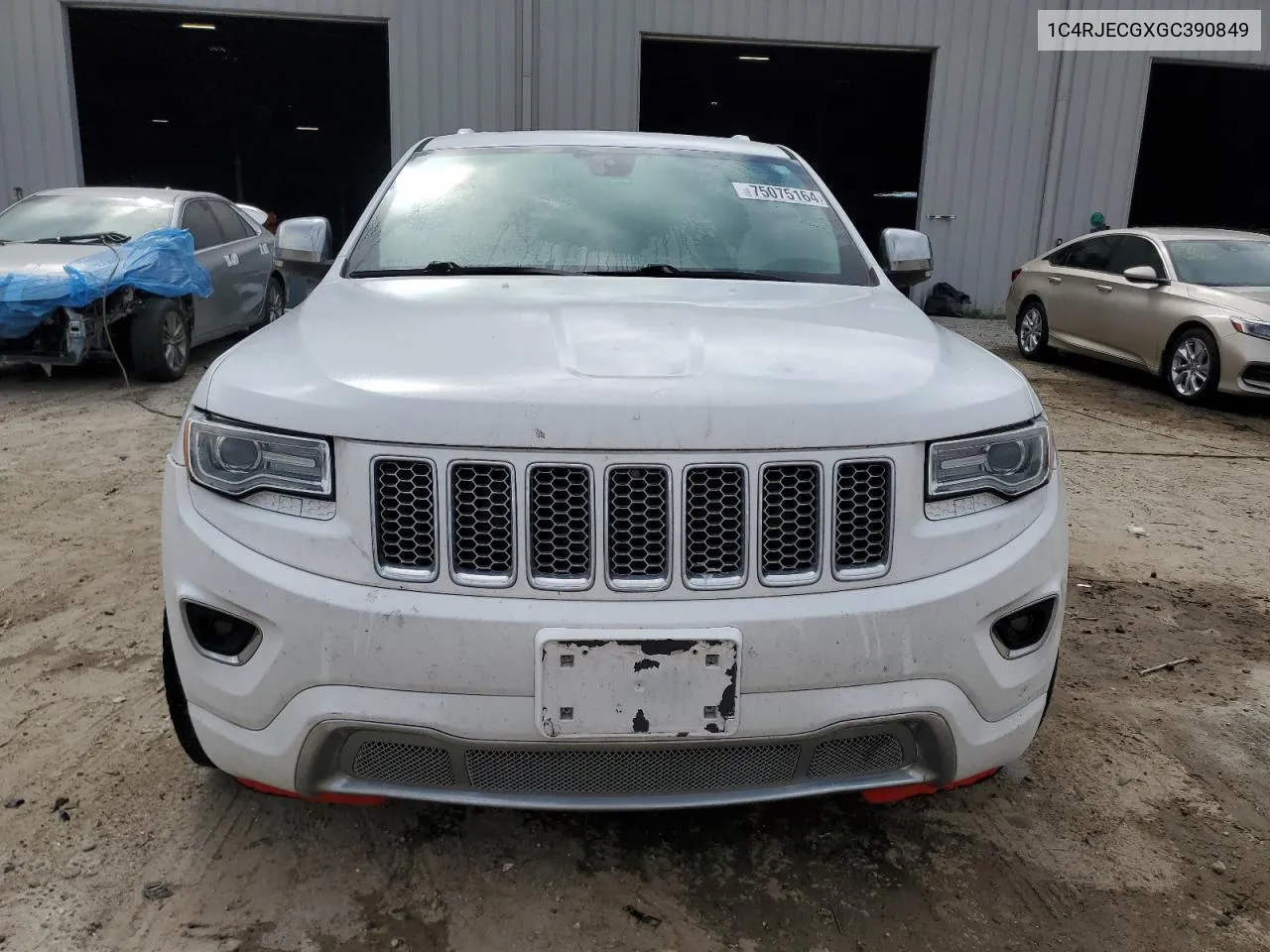 2016 Jeep Grand Cherokee Overland VIN: 1C4RJECGXGC390849 Lot: 75075164