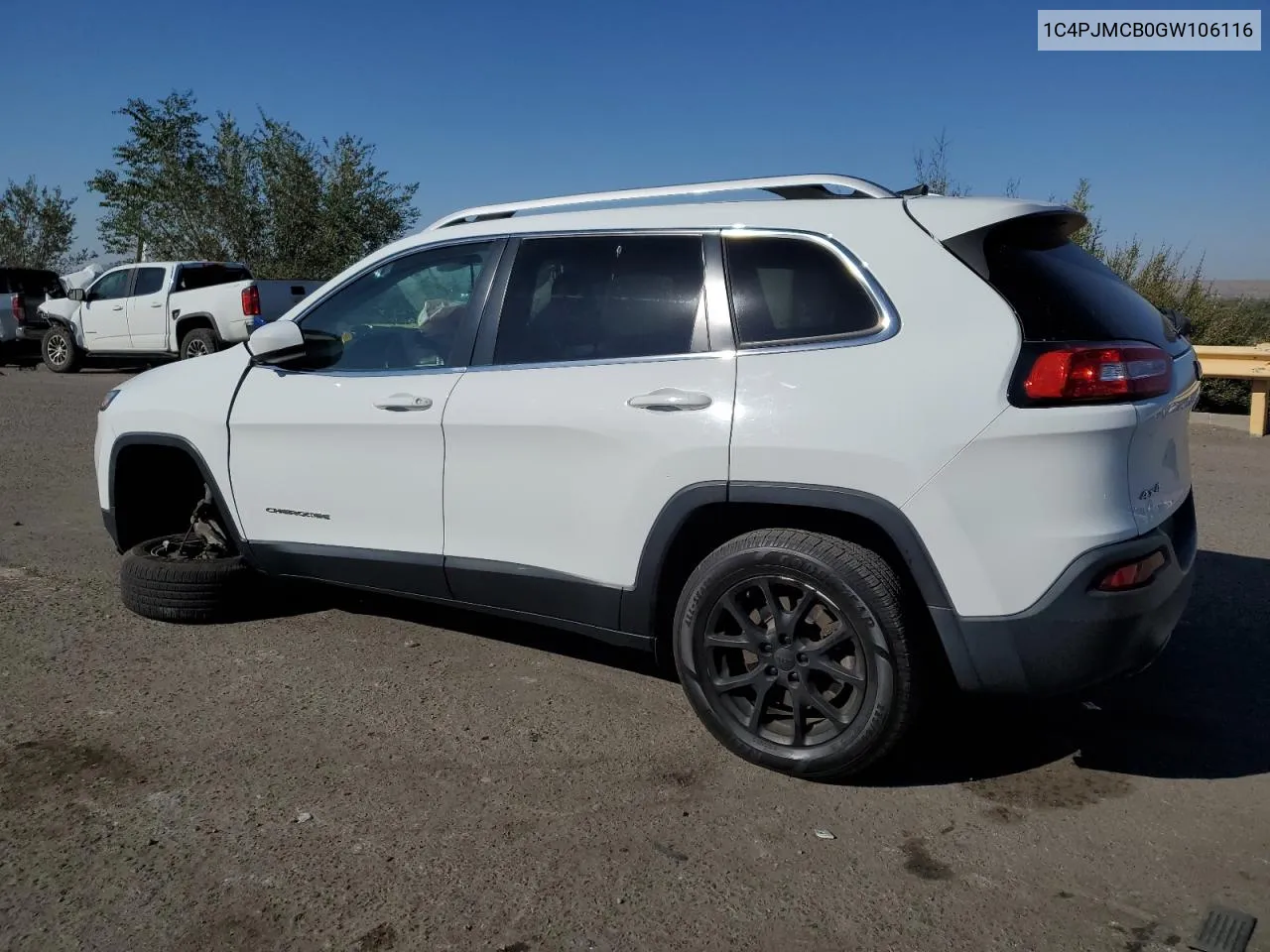 2016 Jeep Cherokee Latitude VIN: 1C4PJMCB0GW106116 Lot: 75240394