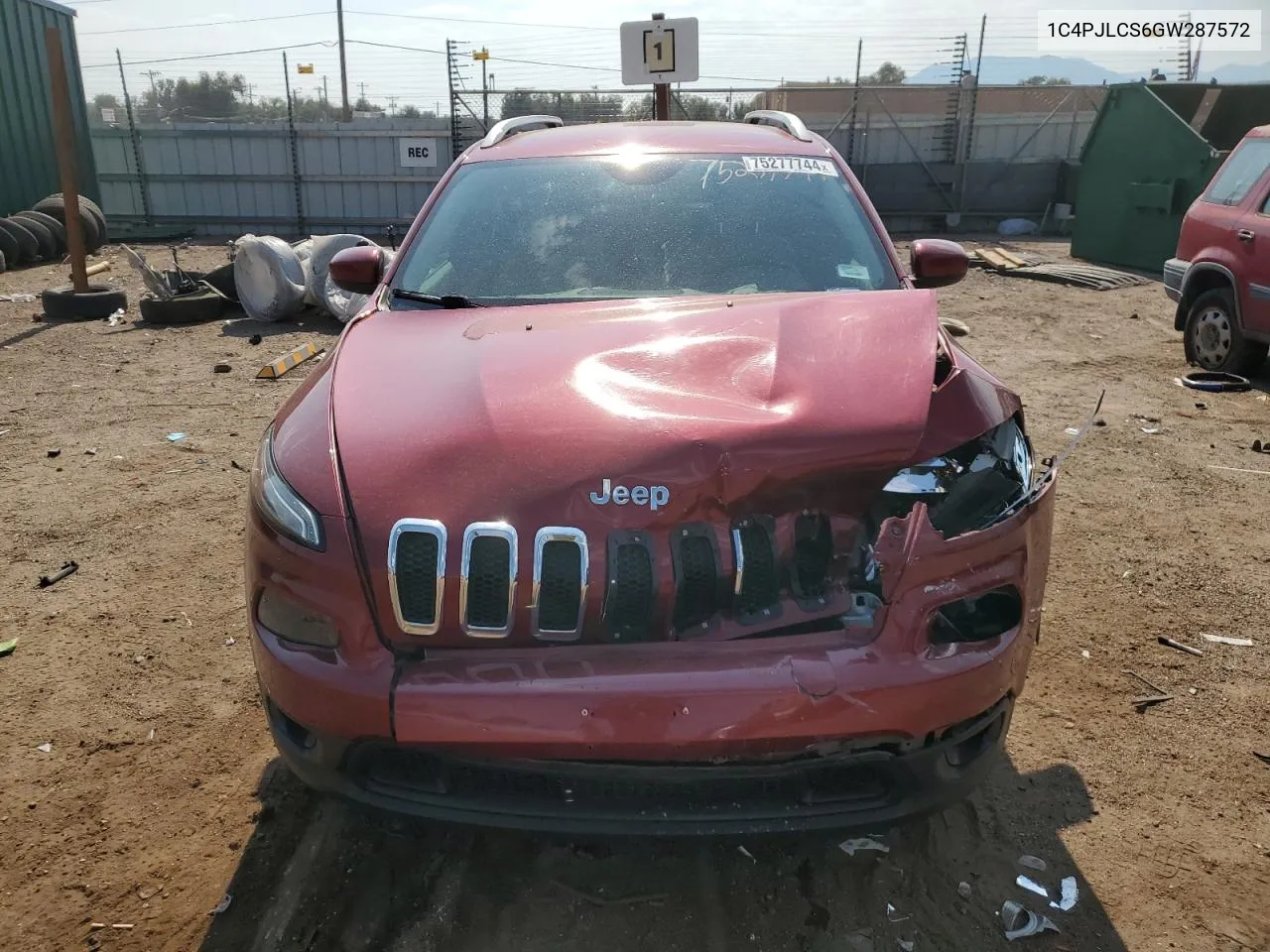 2016 Jeep Cherokee Latitude VIN: 1C4PJLCS6GW287572 Lot: 75277744